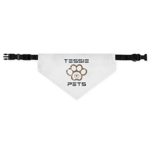 Tessie Pets Bandana Collar