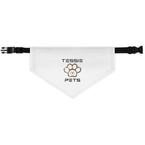 Tessie Pets Bandana Collar